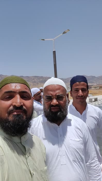Pilgrims of a Madni group together
